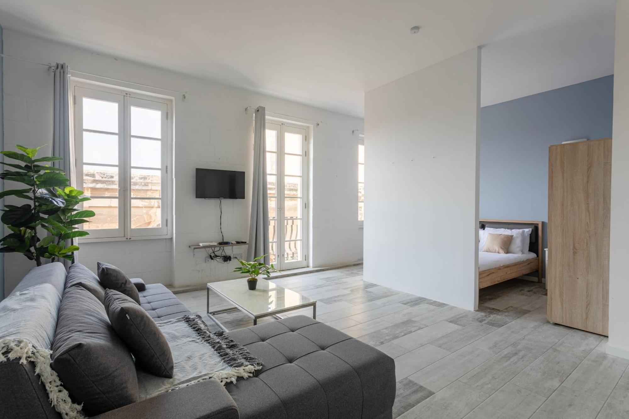 Valletta Exclusive 3Br House With Rooftop Terrace - Cityapartmentstay Bagian luar foto