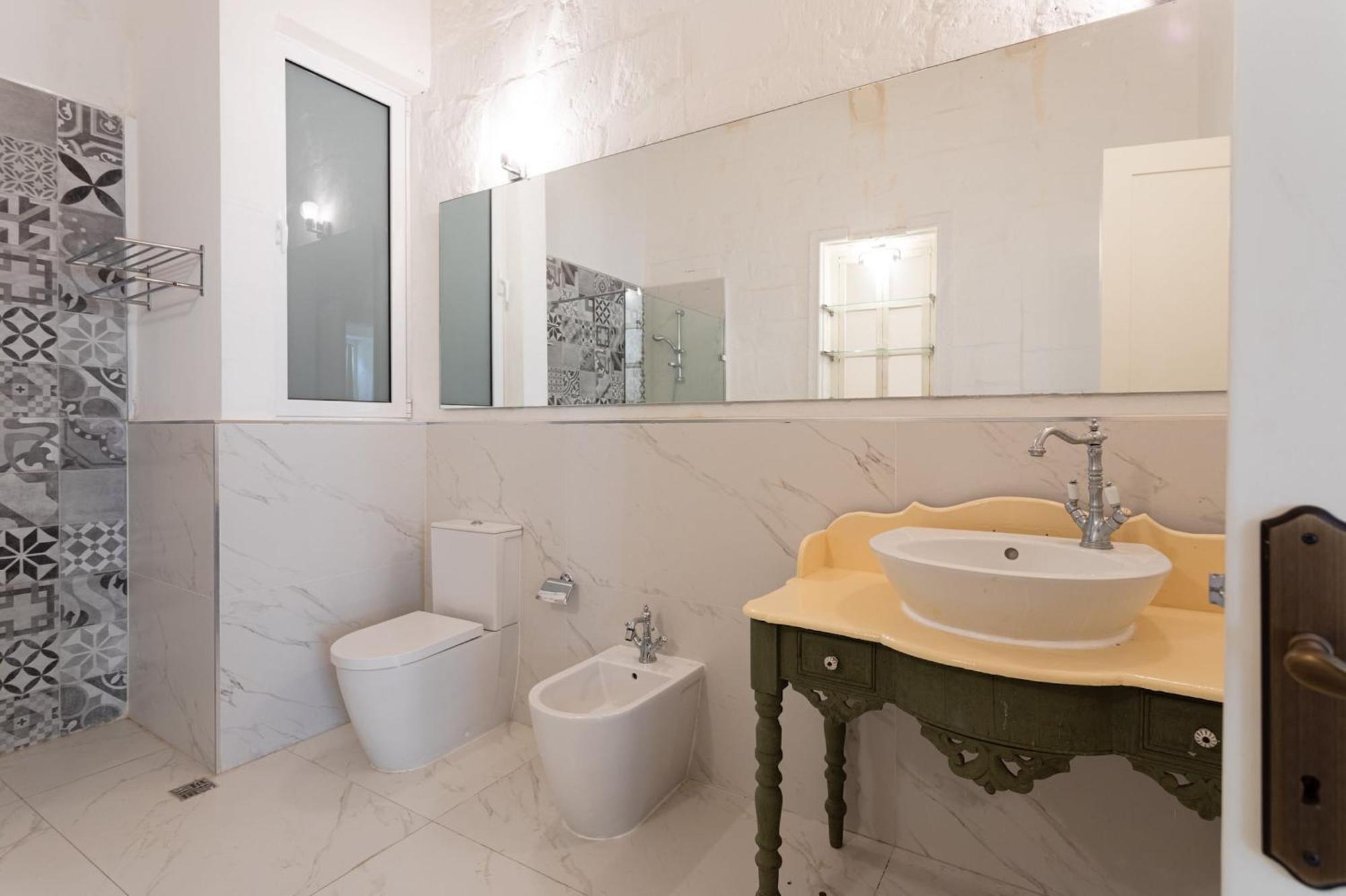 Valletta Exclusive 3Br House With Rooftop Terrace - Cityapartmentstay Bagian luar foto