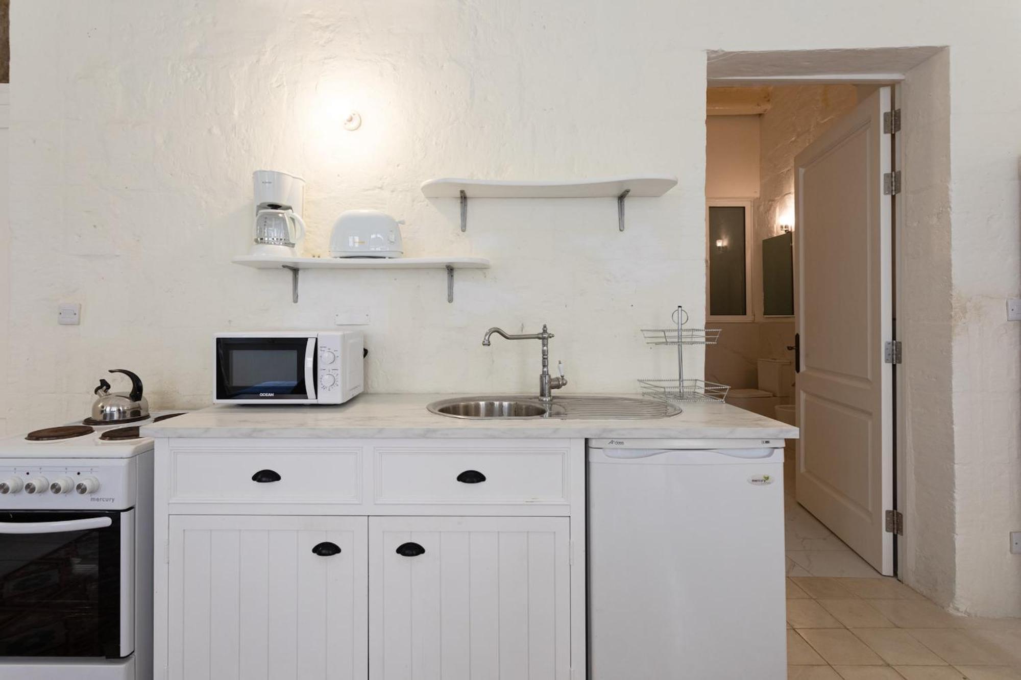 Valletta Exclusive 3Br House With Rooftop Terrace - Cityapartmentstay Bagian luar foto